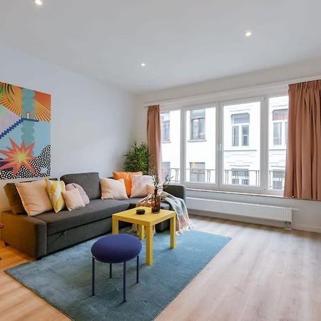 Colorful Pop Apartment In The Heart Of Anvers Extérieur photo